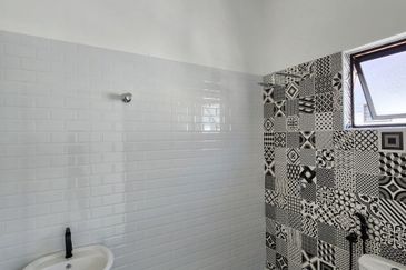 Batu Gajah The Lake Terrace Double Storey Terrace House