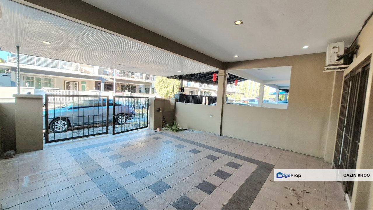 Pengkalan Tiara Lake Double Storey Terrace House, Perak, Ipoh