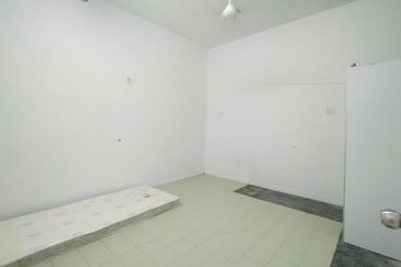 Taman Tasek Damai Double Storey Terrace House