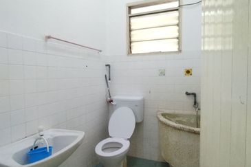 Taman Tasek Damai Double Storey Terrace House