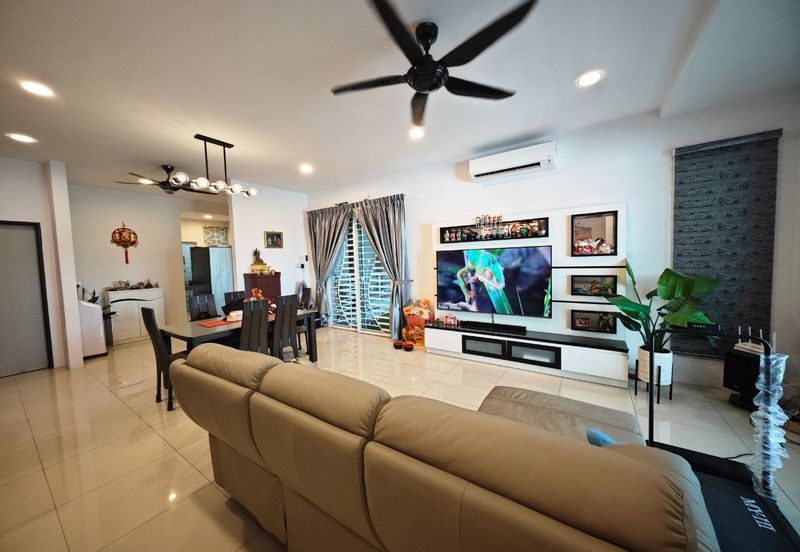 Panorama Lapangan Perdana