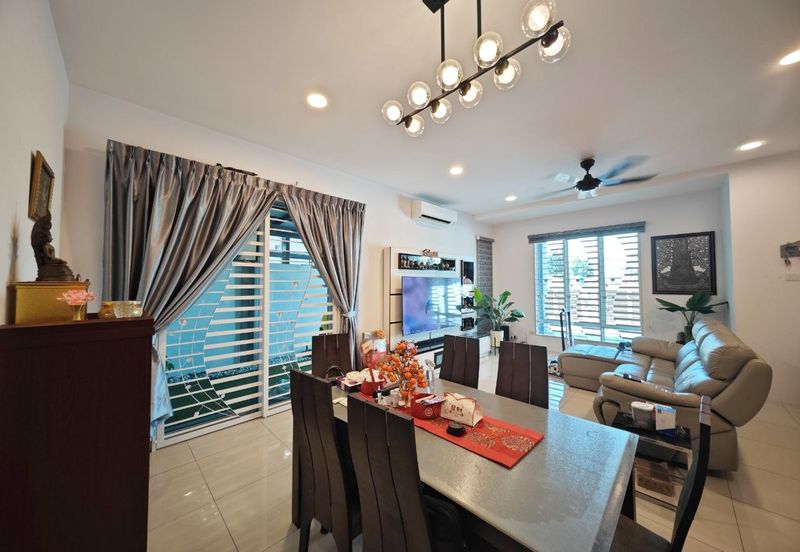 Panorama Lapangan Perdana