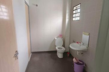 Menglembu Bestari Double Storey Terrace Corner House