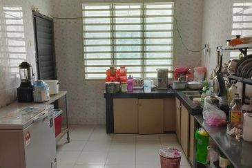 Menglembu Bestari Double Storey Terrace Corner House