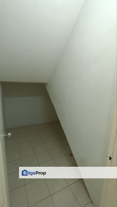 Jalan Kuala Kangsar Genesis Townhouse Ground Unit, Perak, Ipoh