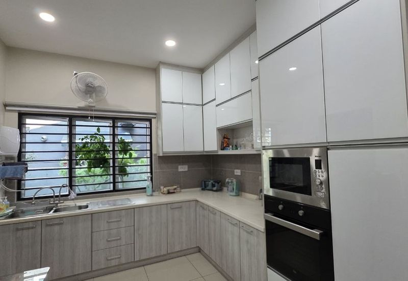 Gunung Rapat Taman Saikat Double Storey Semi D House