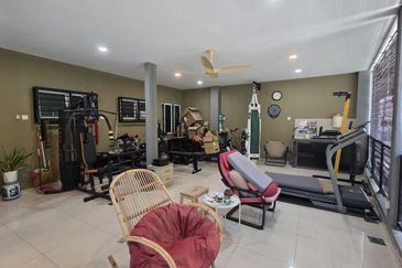 Gunung Rapat Taman Saikat Double Storey Semi D House