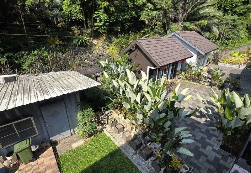 Gunung Rapat Taman Saikat Double Storey Semi D House