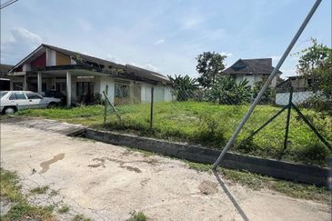 Gunung Rapat Taman Rapat Indah Ipoh 2 adjoining residential land