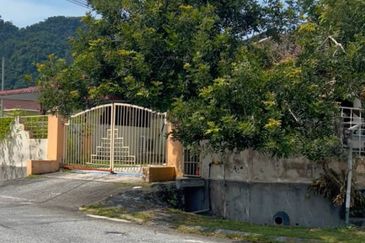 Gunung Rapat Taman Rapat Indah Ipoh 2 adjoining residential land