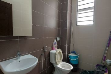 TAMAN MERU DESA PARK