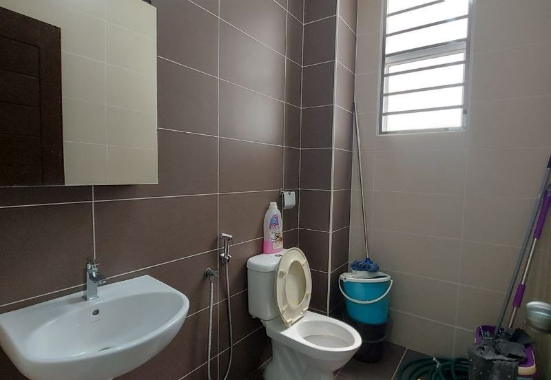 TAMAN MERU DESA PARK