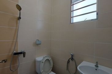 TAMAN MERU DESA PARK