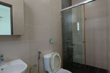 TAMAN MERU DESA PARK