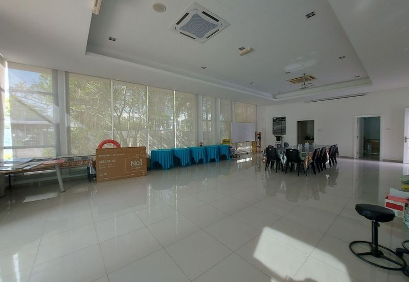 TAMAN MERU DESA PARK