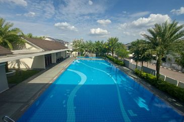 TAMAN MERU DESA PARK