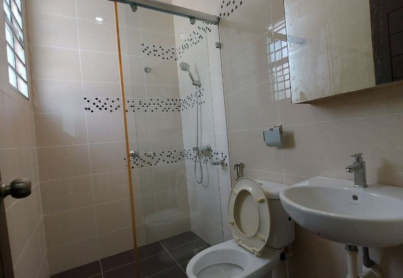 TAMAN MERU DESA PARK