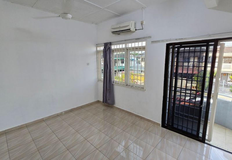 Bercham Taman Desa Kencana Double Storey Terrace House