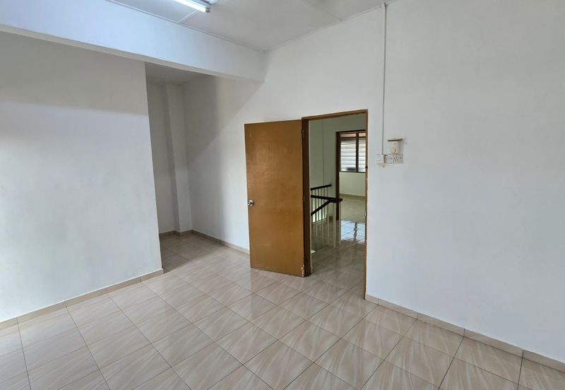 Bercham Taman Desa Kencana Double Storey Terrace House