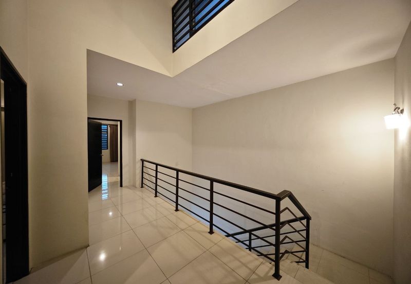 TAMAN MERU DESA PARK