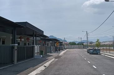 Panorama Lapangan Perdana