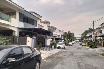 Panorama Lapangan Perdana