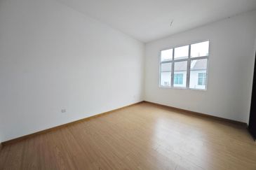 TAMAN MERU DESA PARK