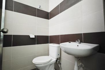 TAMAN MERU DESA PARK