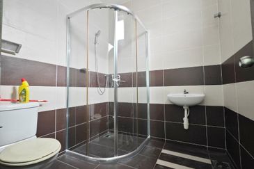 TAMAN MERU DESA PARK