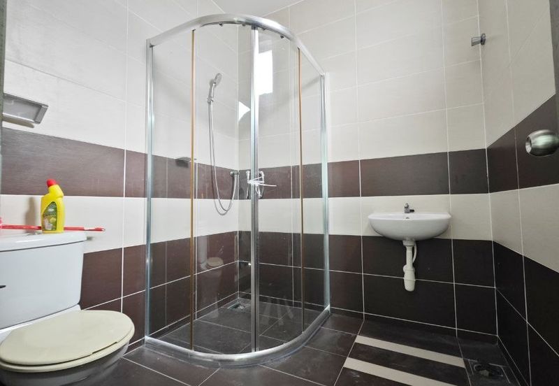 TAMAN MERU DESA PARK