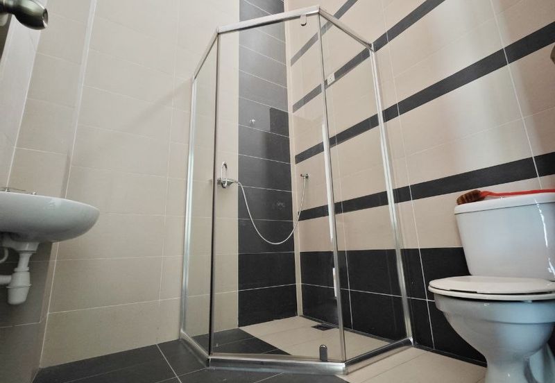 TAMAN MERU DESA PARK