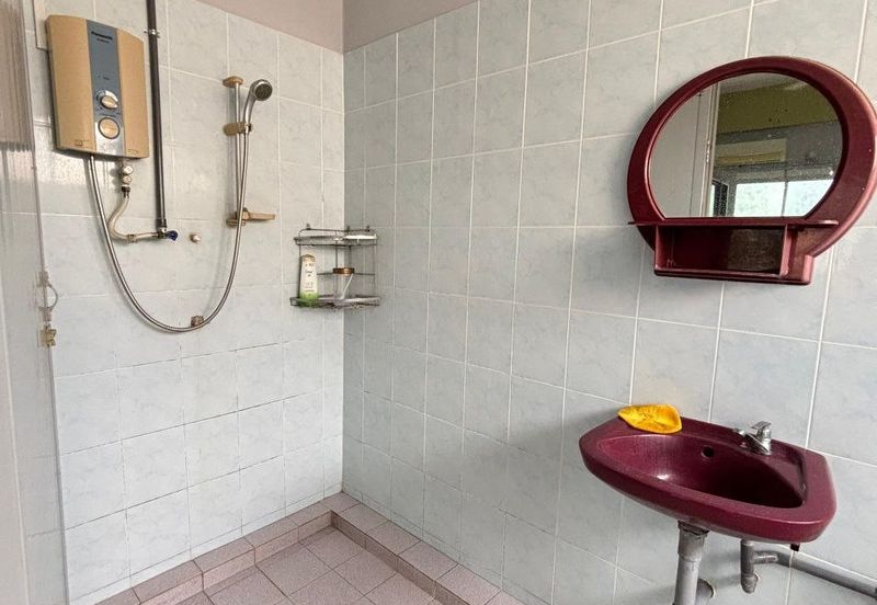 LE COURTS DESA TAMBUN