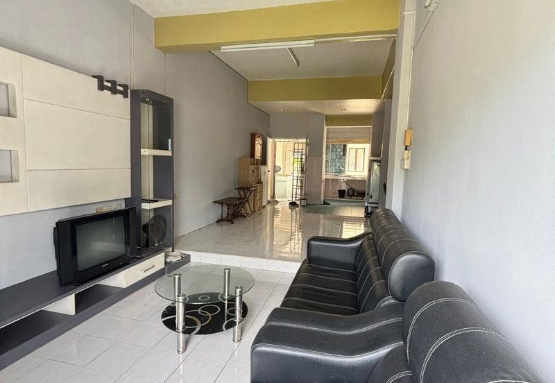 LE COURTS DESA TAMBUN