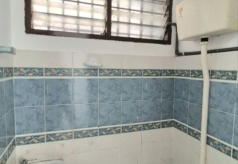 Menglembu Single Storey Terrace House Corner Unit