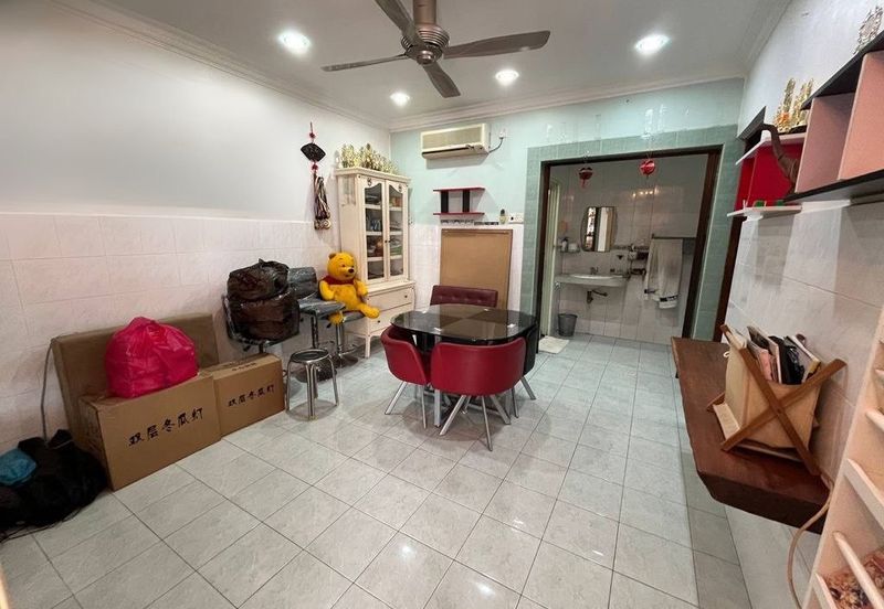 Bercham Double Storey Terrace House (Corner Unit)