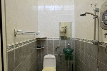 Bercham Double Storey Terrace House (Corner Unit)