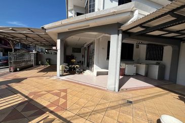 Bercham Double Storey Terrace House (Corner Unit)