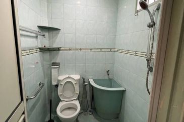 Bercham Double Storey Terrace House (Corner Unit)