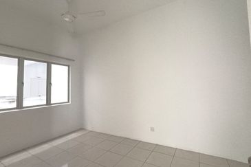 CASA RESIDENCES, CHEMOR