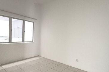 CASA RESIDENCES, CHEMOR