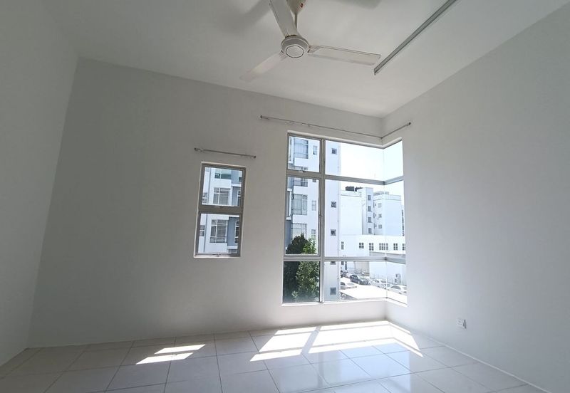 CASA RESIDENCES, CHEMOR