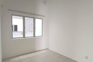 CASA RESIDENCES, CHEMOR