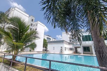 CASA RESIDENCES, CHEMOR