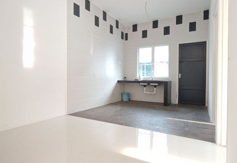 Tasek Avenue Single Storey Terrace House Corner Lot