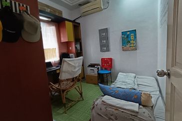 Menglembu Single Storey Terrace Corner House