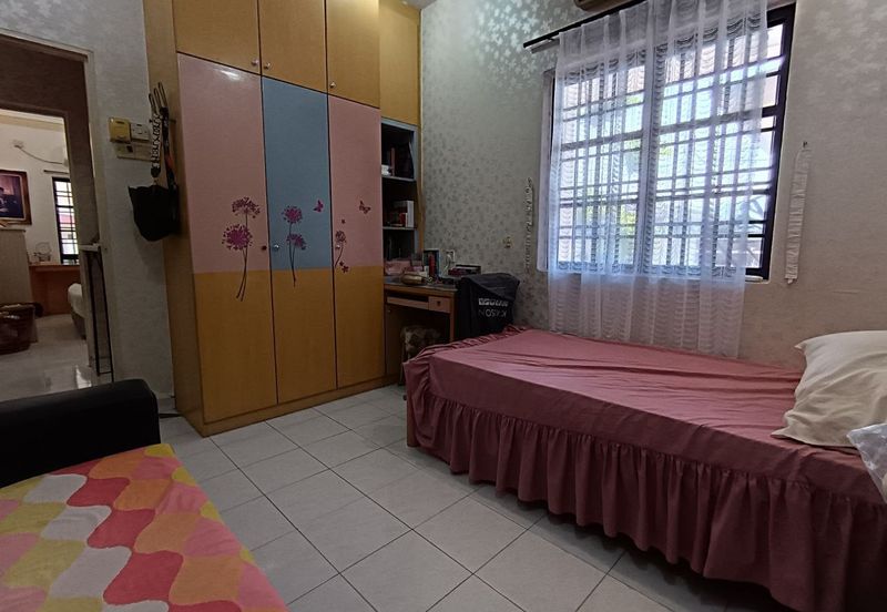 Menglembu Single Storey Terrace Corner House