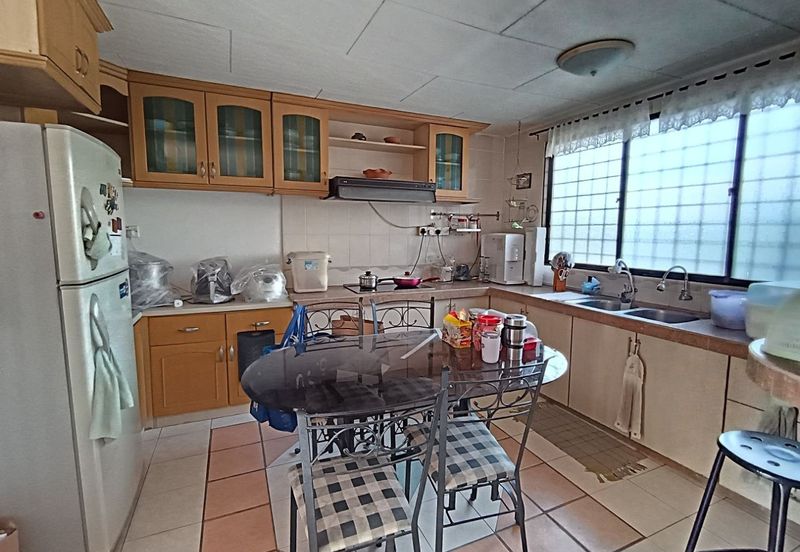 Menglembu Single Storey Terrace Corner House