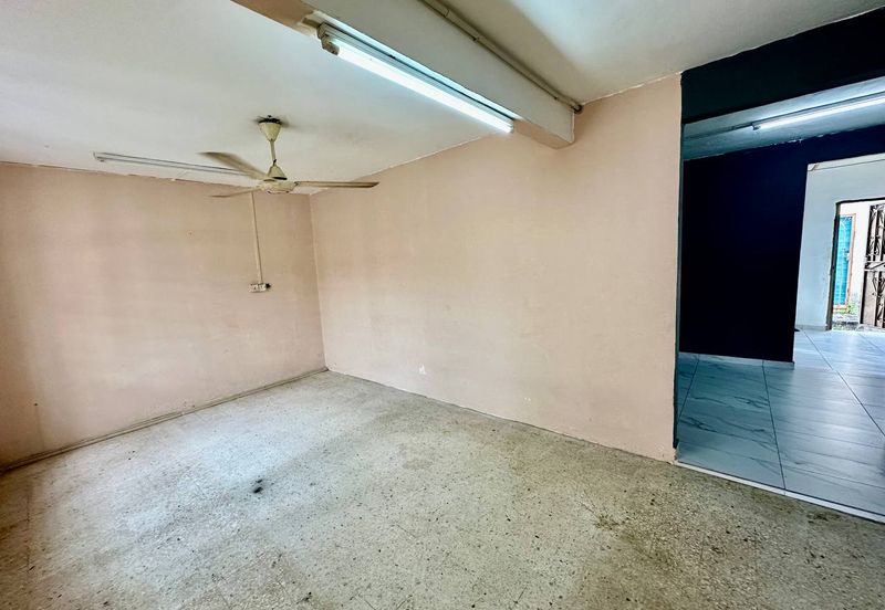 Menglembu Taman Kledang Double Storey Terrace House