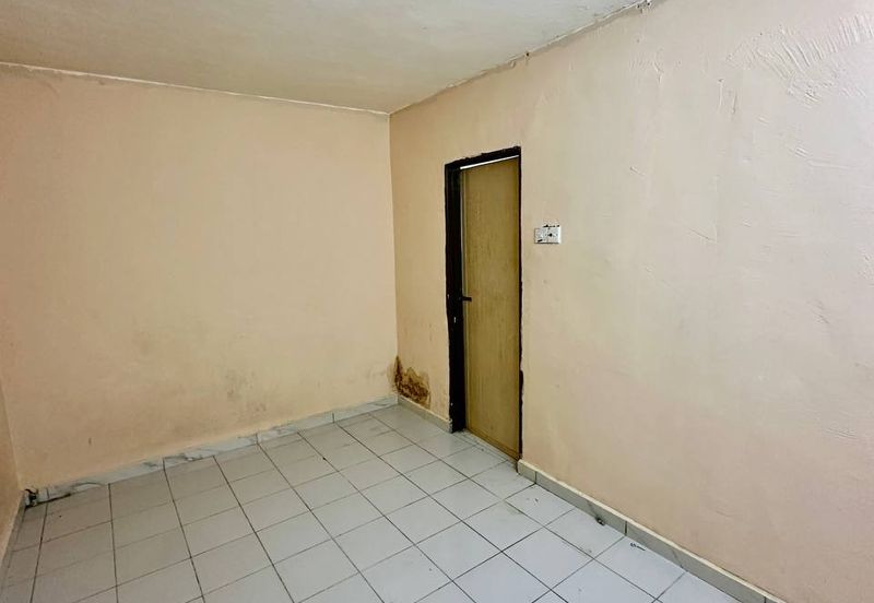 Menglembu Taman Kledang Double Storey Terrace House