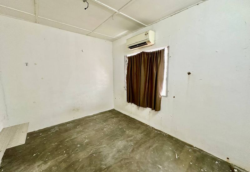 Menglembu Taman Kledang Double Storey Terrace House